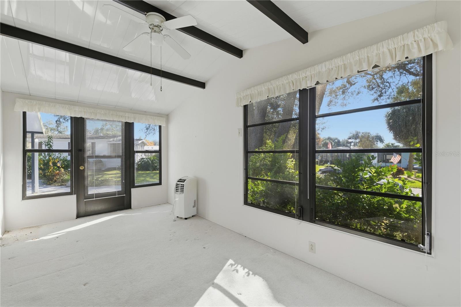 Image 3 of 18 For 725 Camelia Court