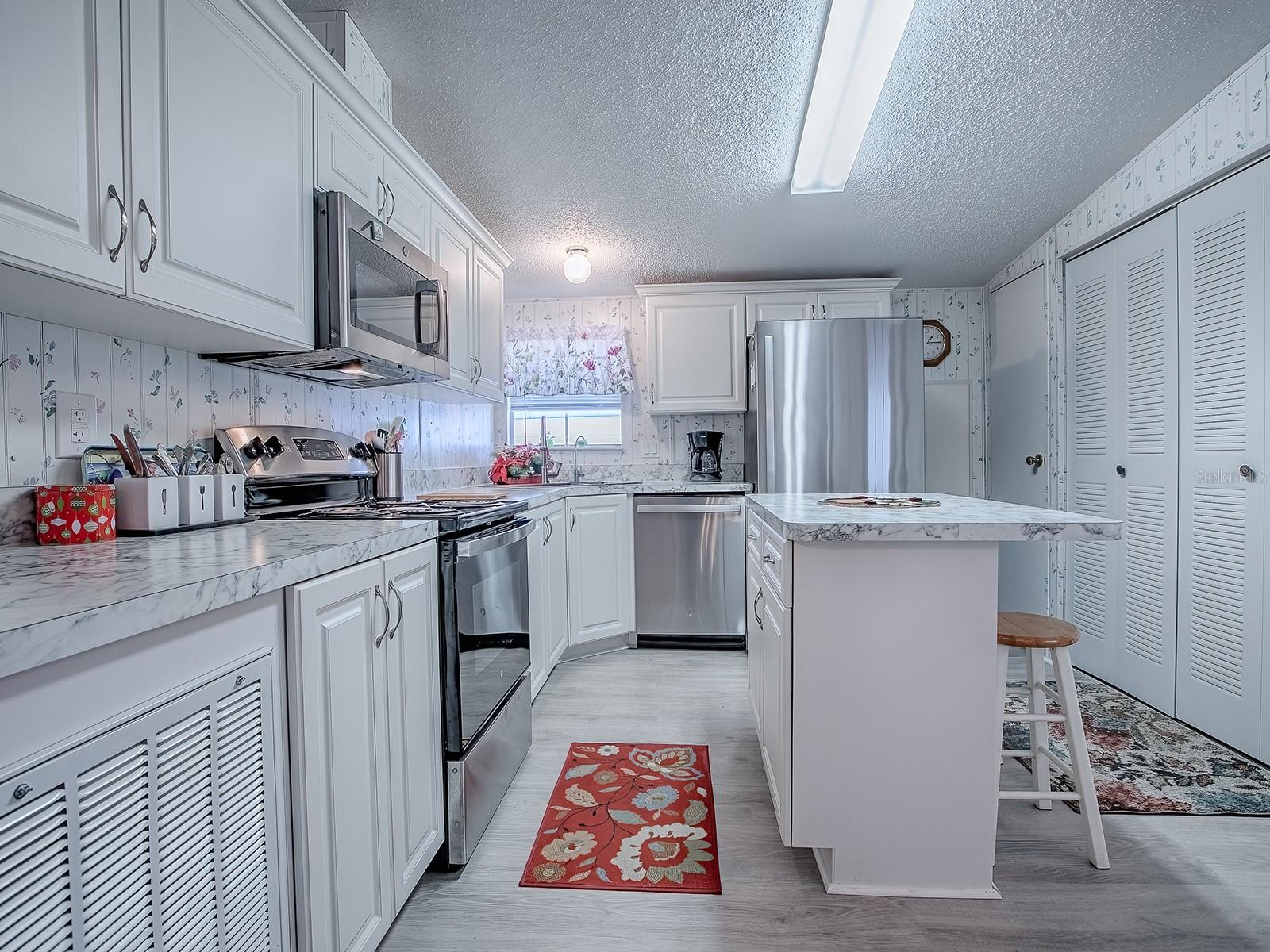 Image 5 of 23 For 730 Cottage Park Lane