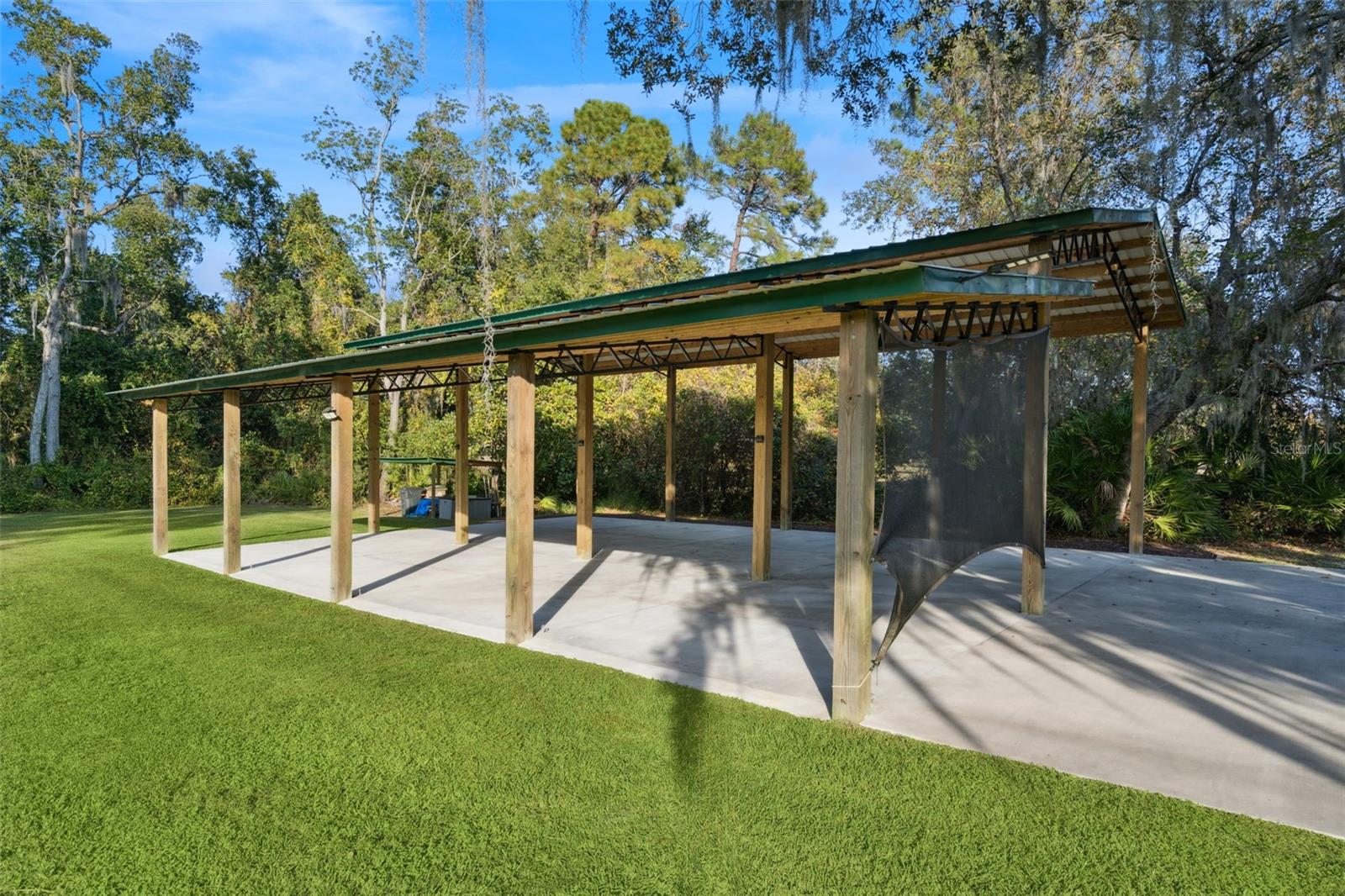 Image 36 of 50 For 15305 Shady Lane