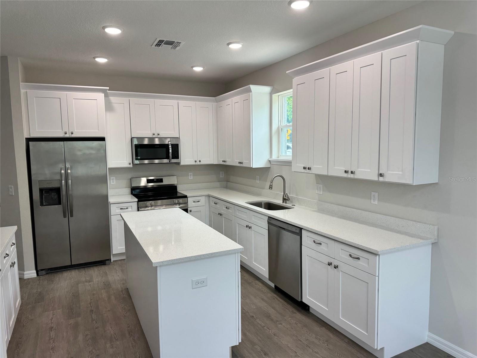 Image 2 of 12 For 1013 Foote Street