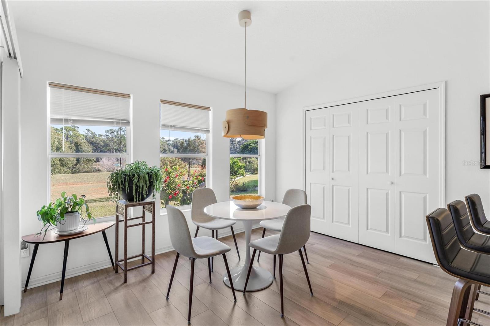 Image 16 of 55 For 25440 Crestwater Drive