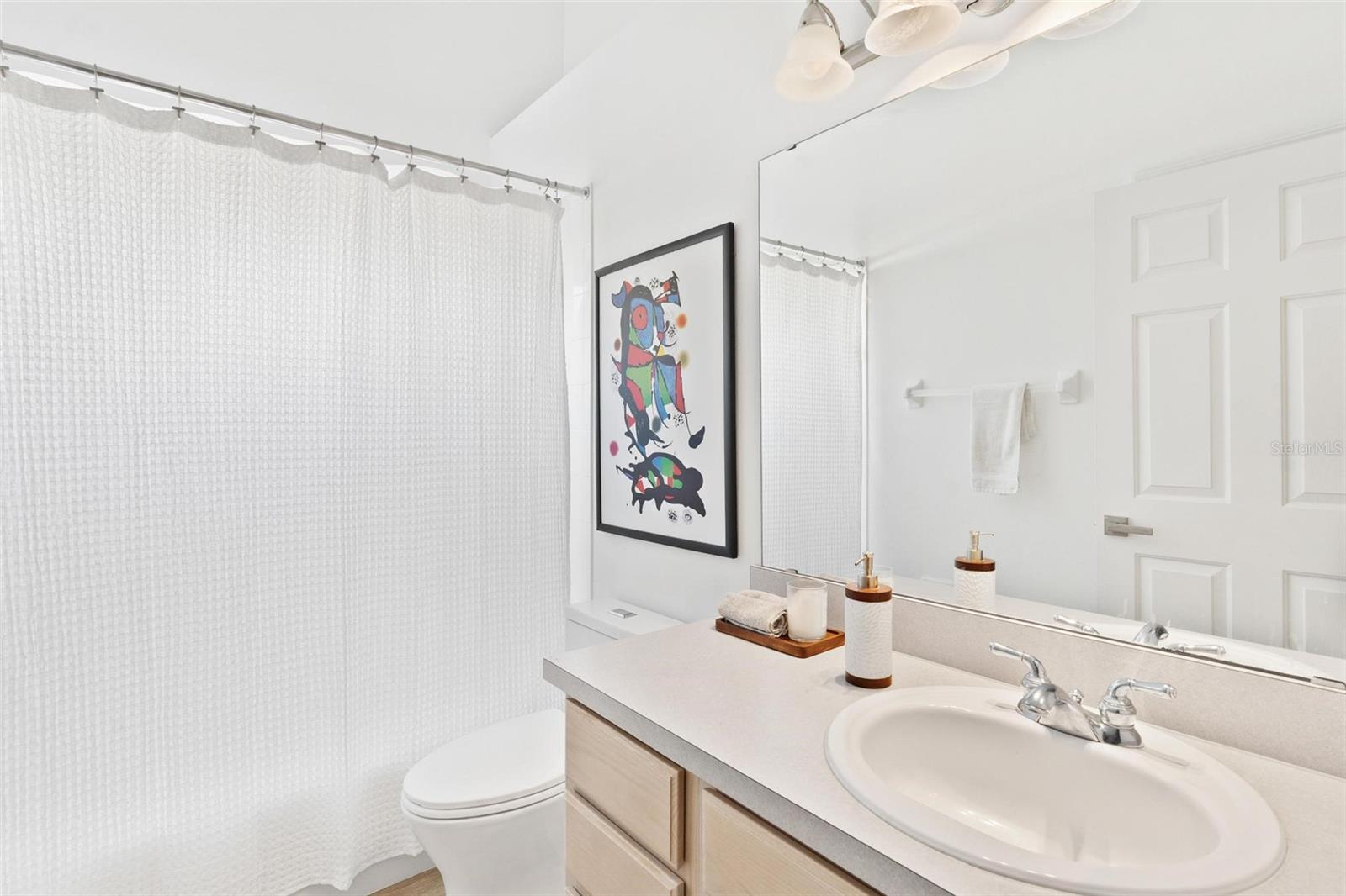 Image 29 of 55 For 25440 Crestwater Drive