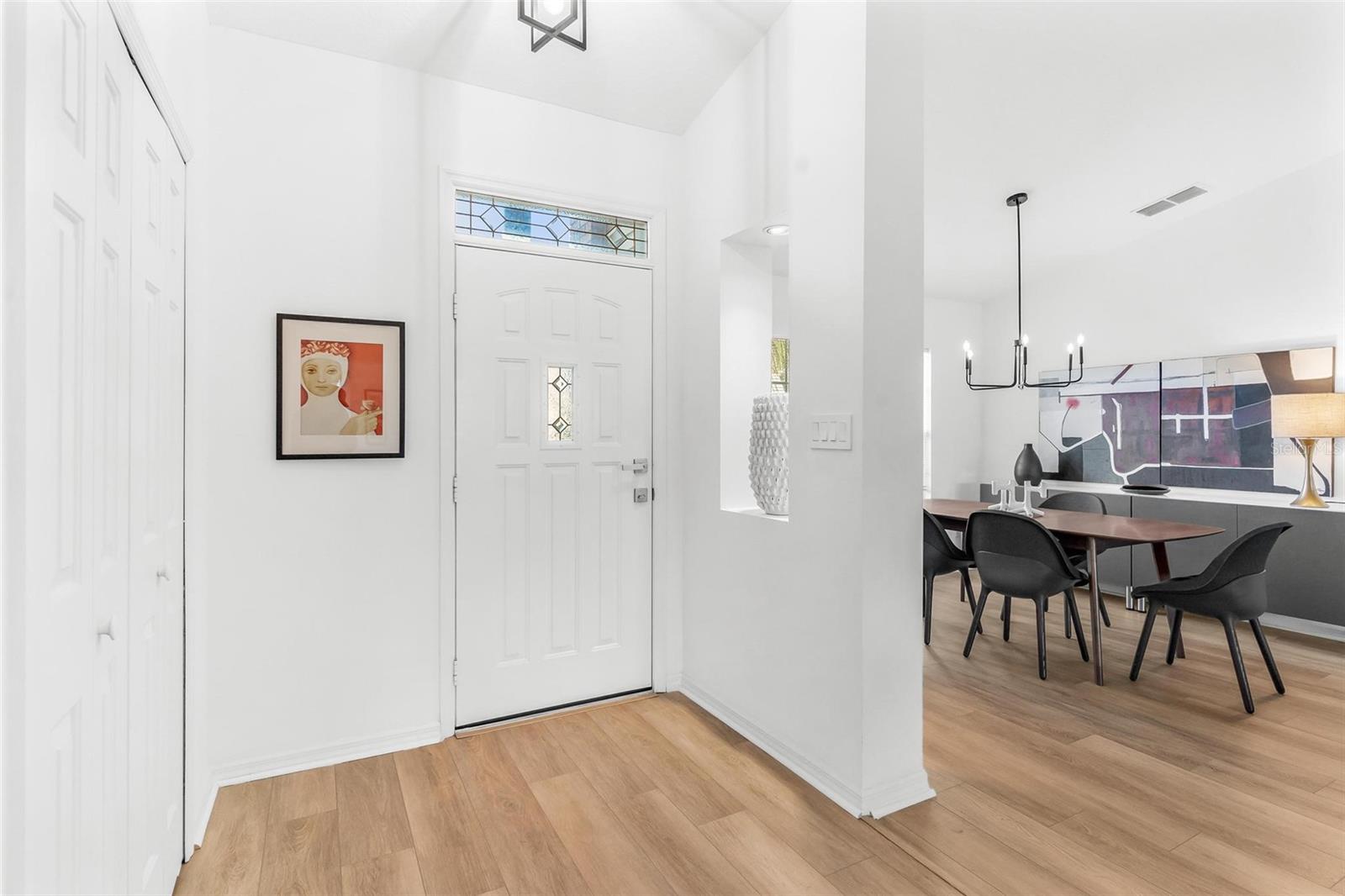 Image 4 of 55 For 25440 Crestwater Drive