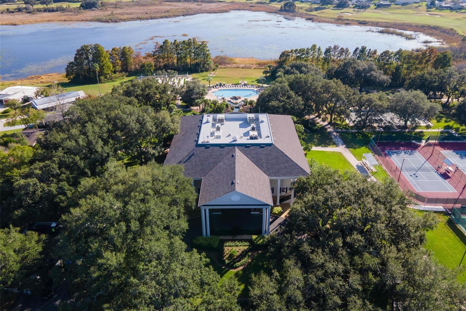 Image 51 of 55 For 25440 Crestwater Drive