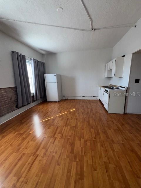 Image 4 of 9 For 206 Main Apt 203 Street