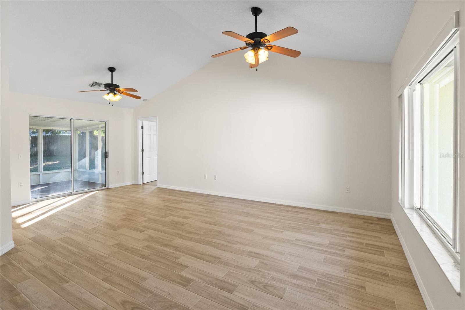 Image 5 of 33 For 1720 Cobble Lane