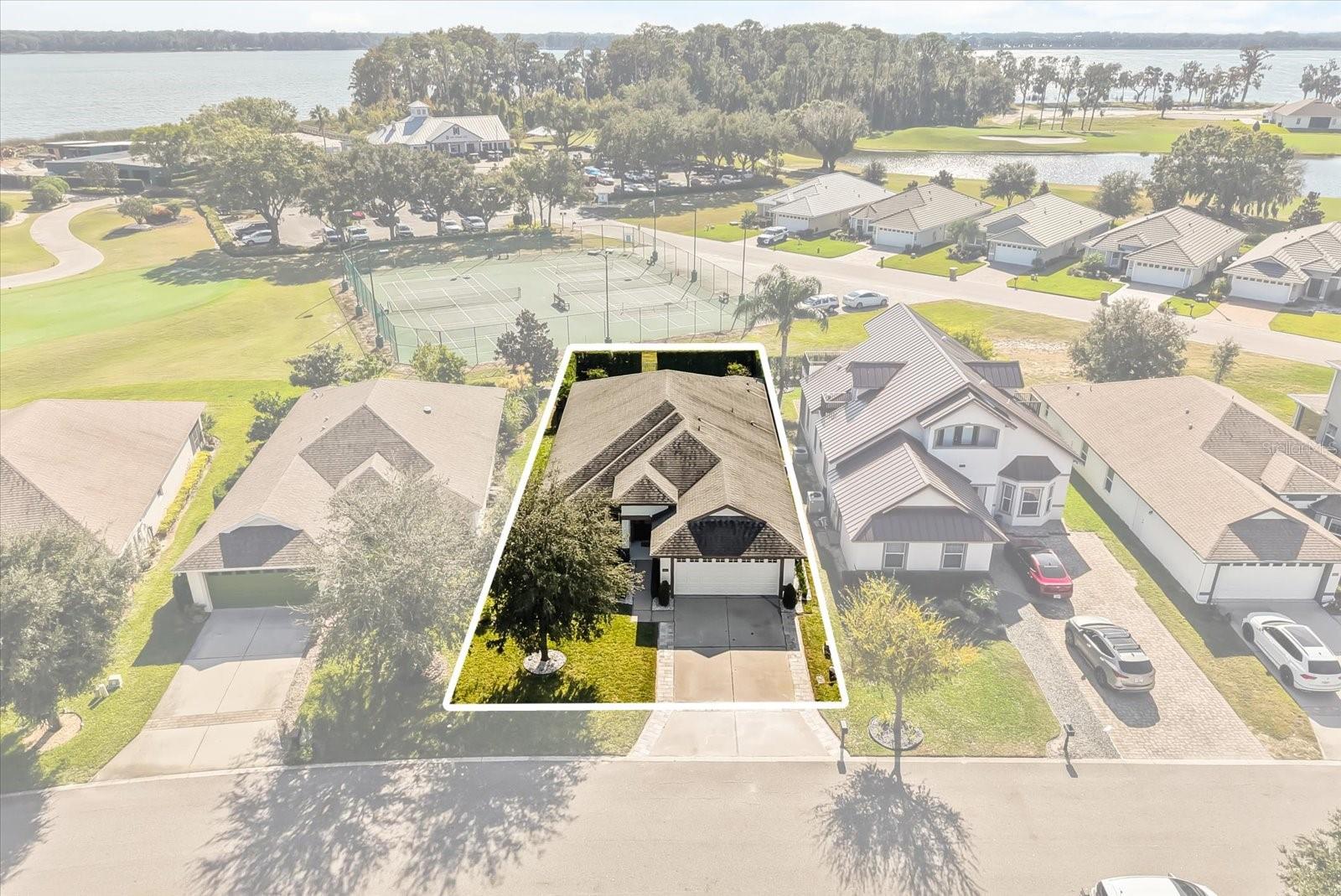 Image 15 of 40 For 30433 Island Club Drive