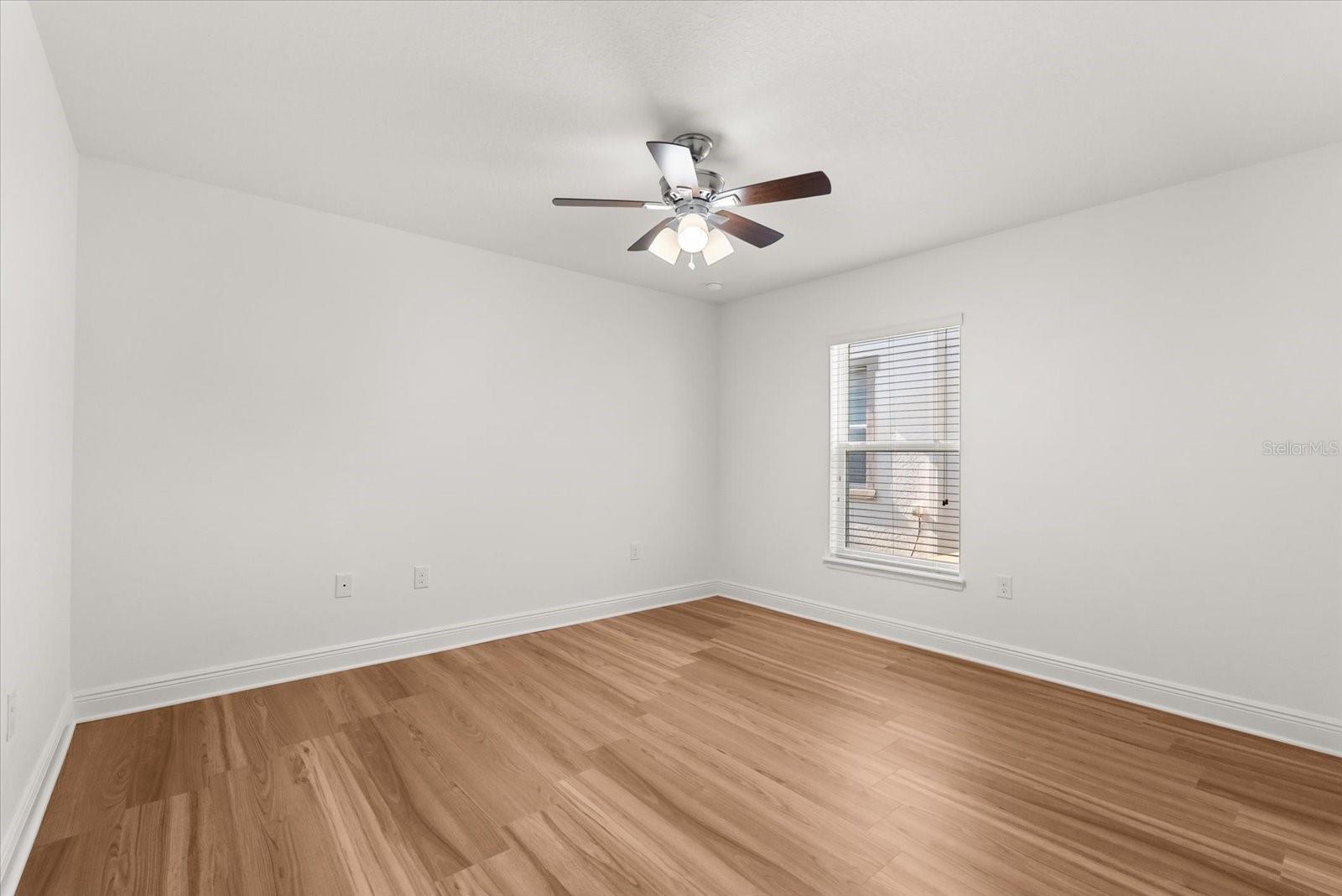 Image 18 of 40 For 30433 Island Club Drive