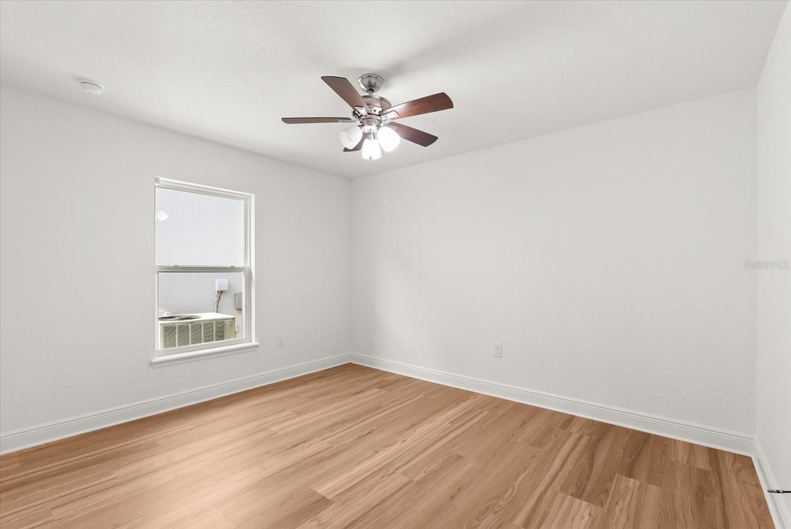 Image 19 of 40 For 30433 Island Club Drive