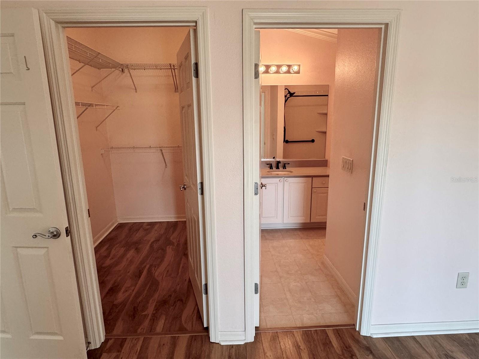 Image 15 of 29 For 1052 Jackson Street