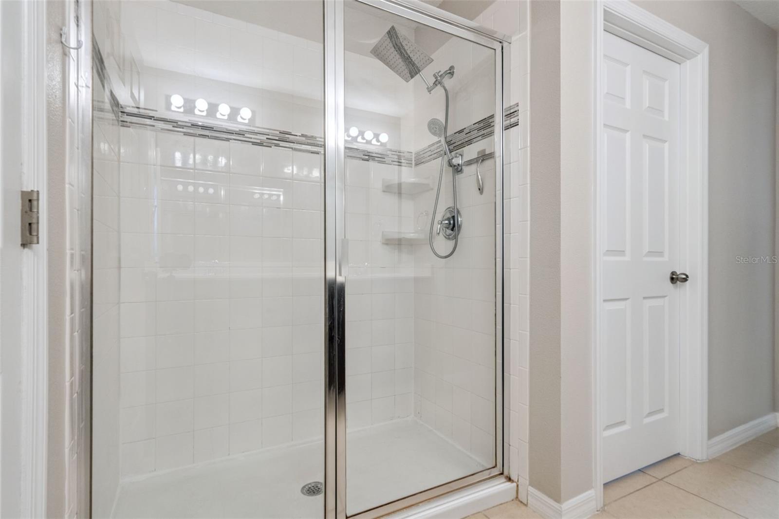 Image 21 of 38 For 3134 Hurston Watch Lane