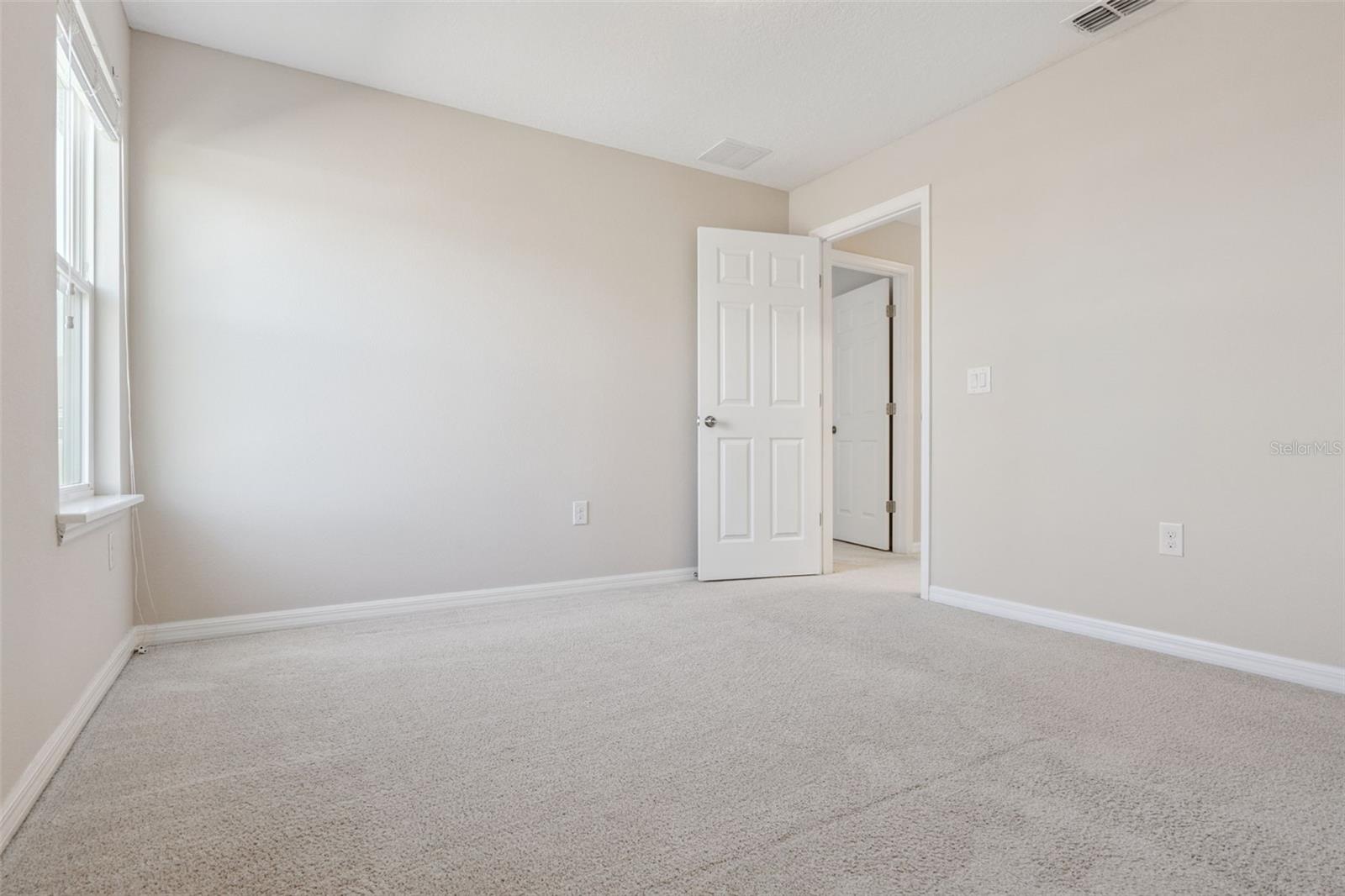 Image 26 of 38 For 3134 Hurston Watch Lane