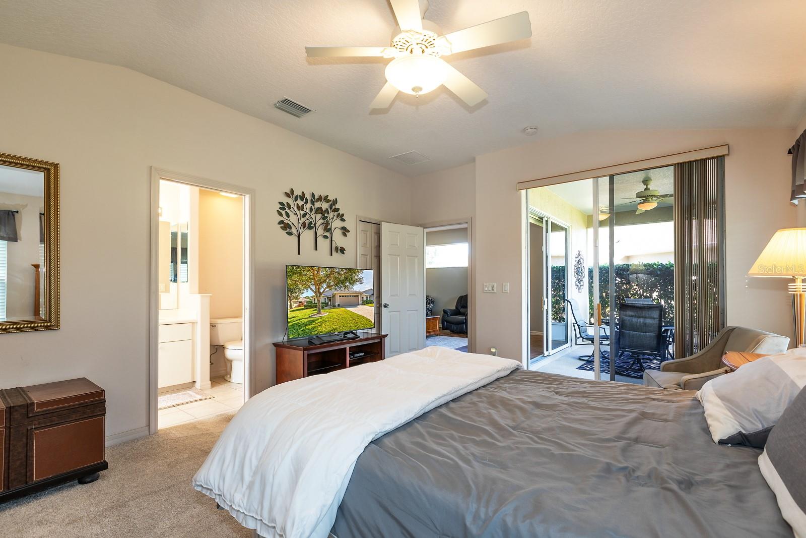 Image 11 of 20 For 5543 Aurora Drive