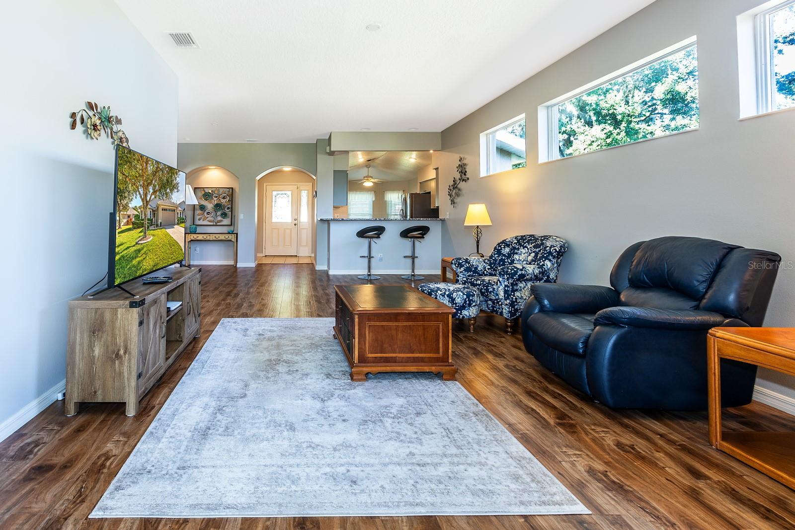 Image 9 of 20 For 5543 Aurora Drive