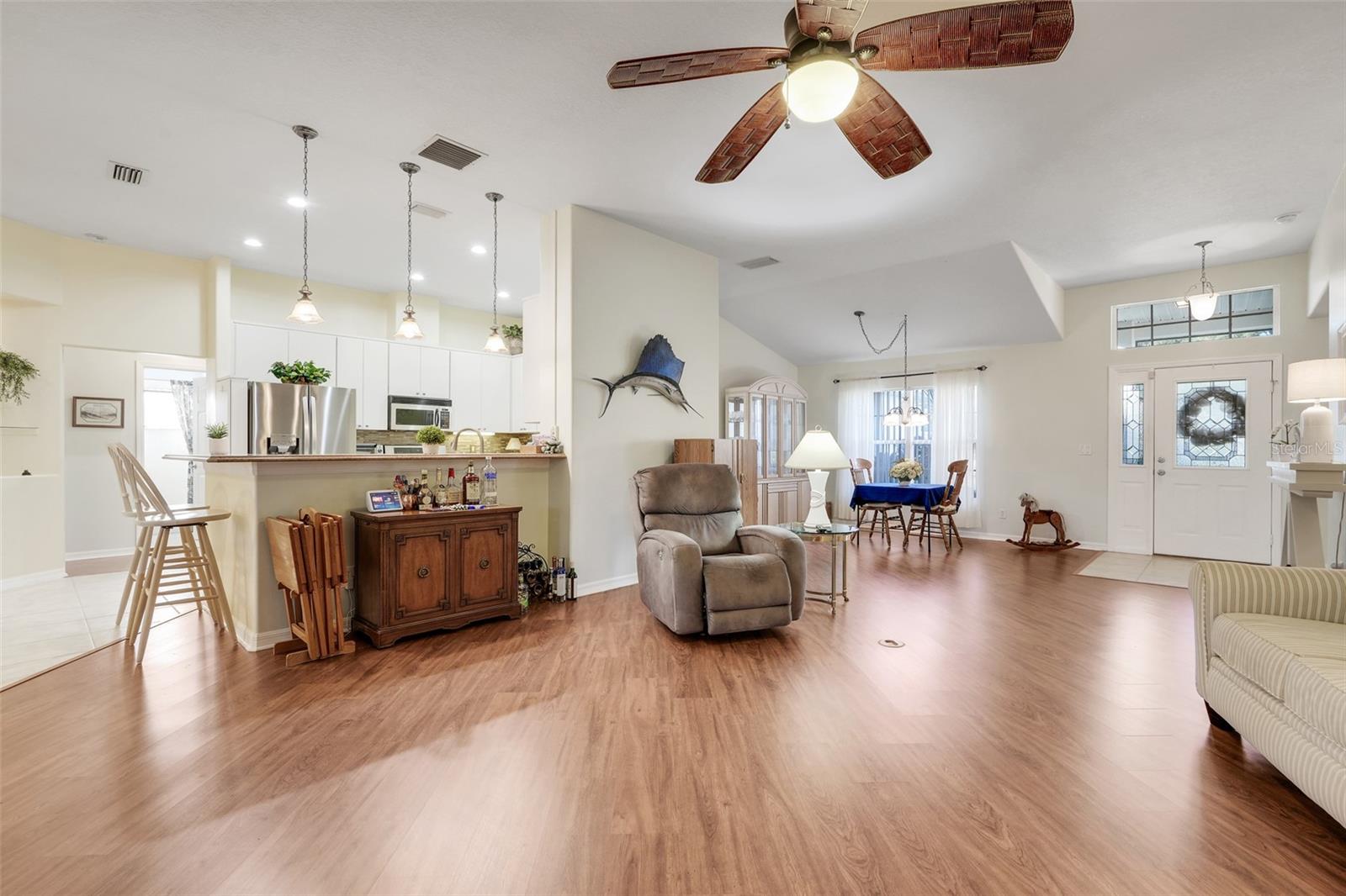 Image 15 of 49 For 5304 Fantasy Way