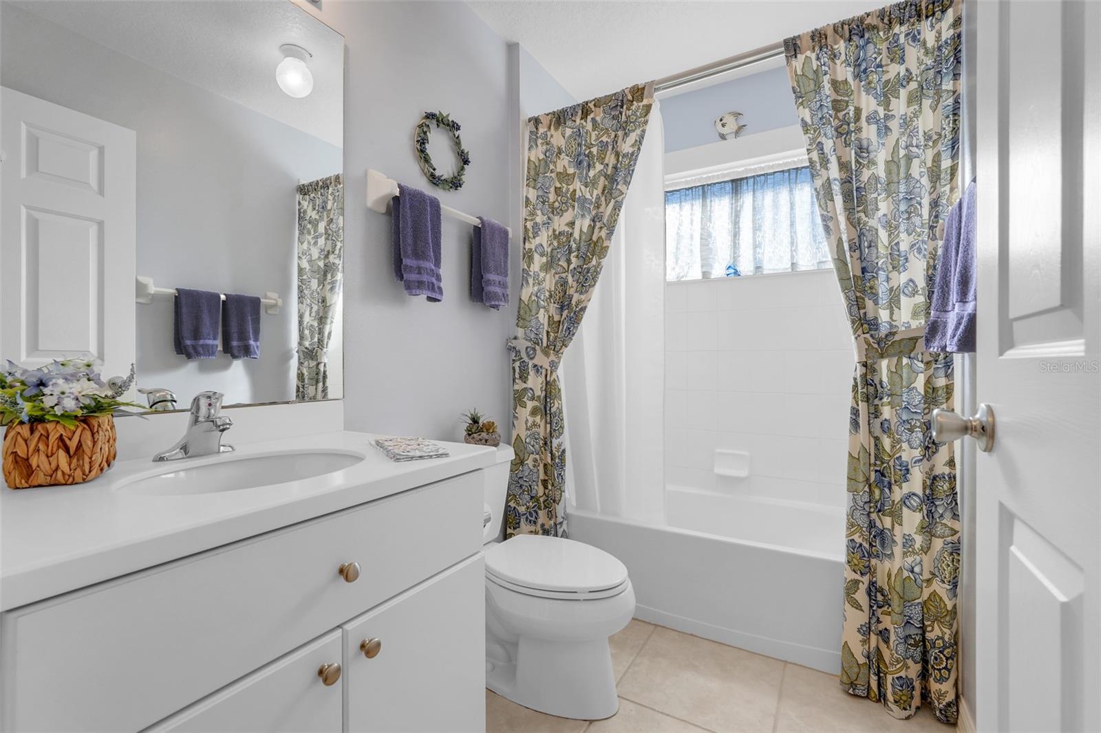 Image 27 of 49 For 5304 Fantasy Way