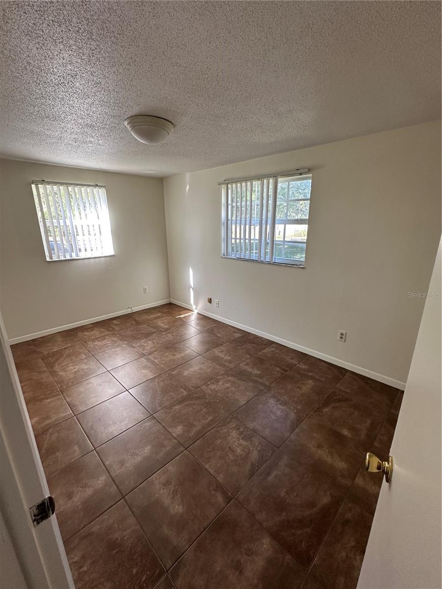 Image 14 of 15 For 22102 State Road 46