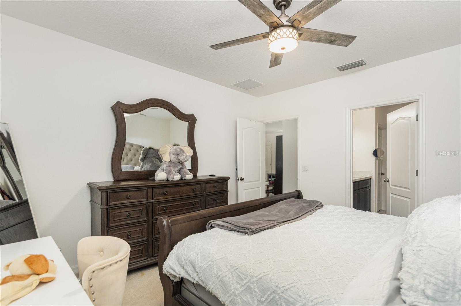 Image 17 of 25 For 9495 Oglethorpe Drive