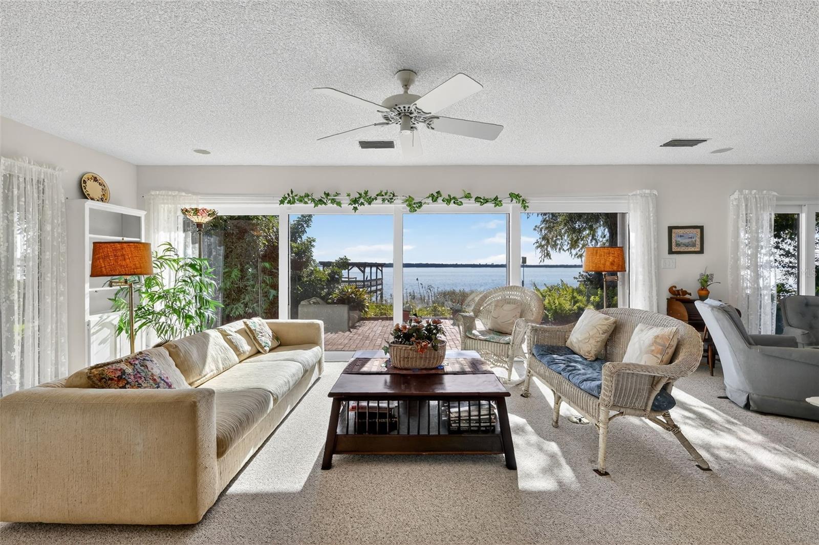 Image 20 of 47 For 32601 Lakeshore Drive