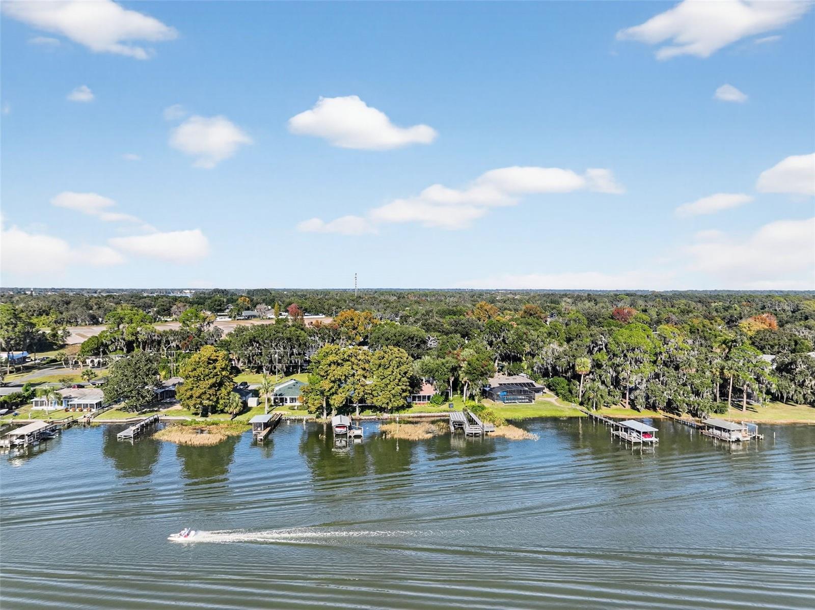 Image 42 of 47 For 32601 Lakeshore Drive