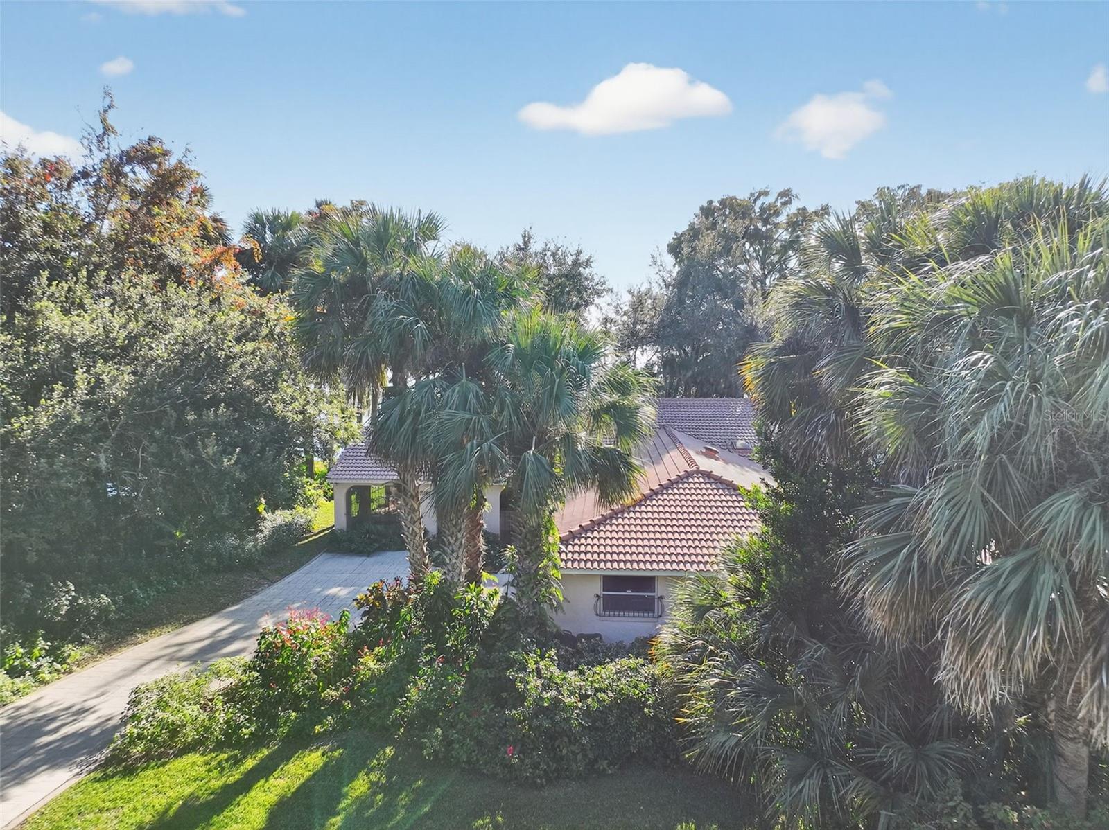 Image 43 of 47 For 32601 Lakeshore Drive