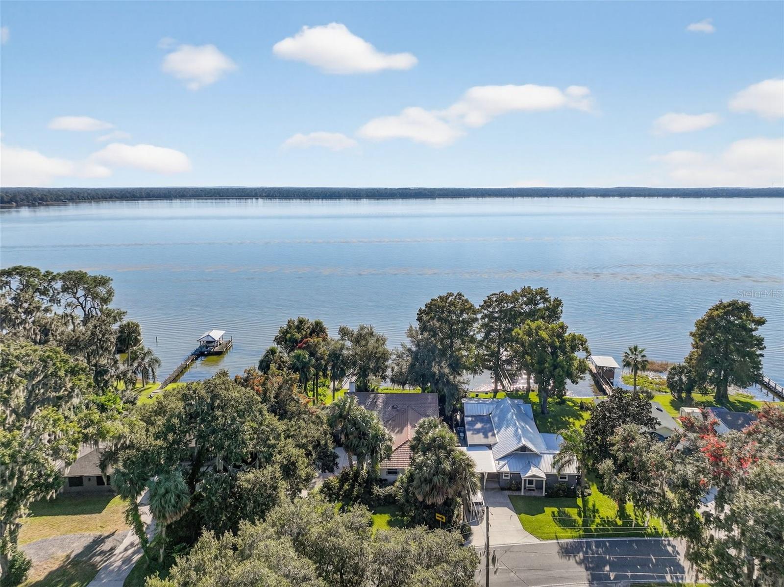 Image 44 of 47 For 32601 Lakeshore Drive