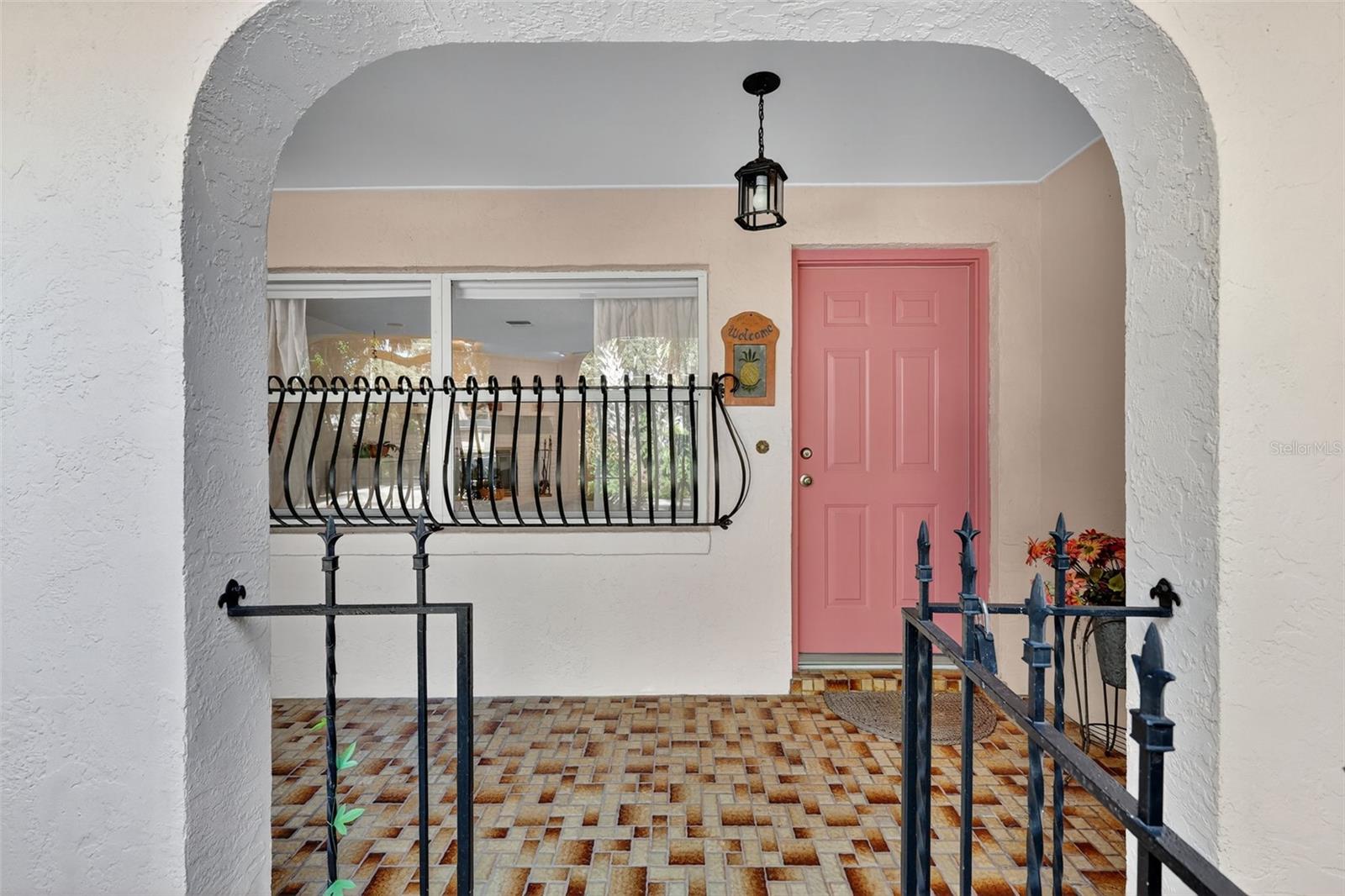 Image 5 of 47 For 32601 Lakeshore Drive