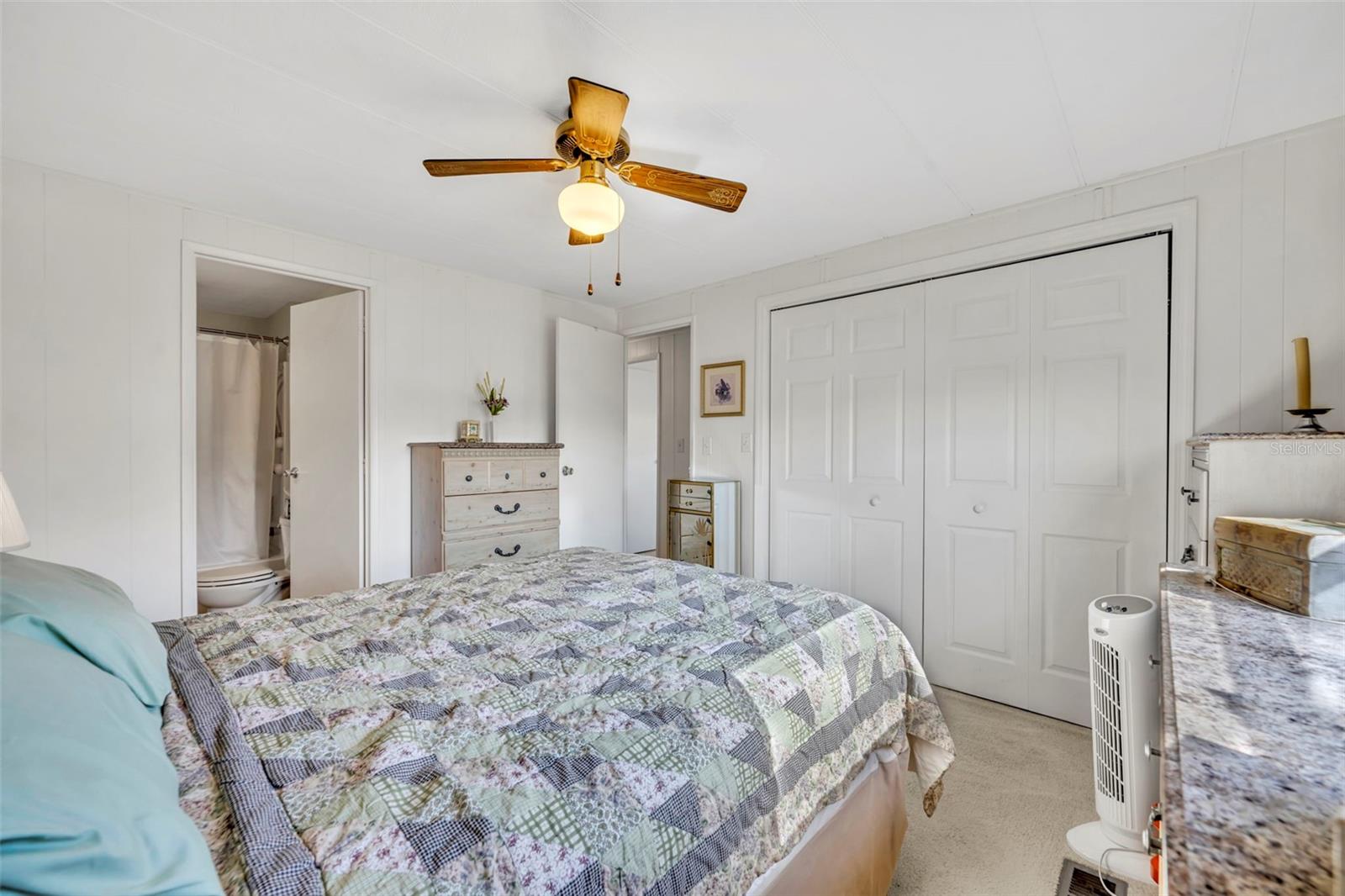 Image 19 of 26 For 173 Paradise N