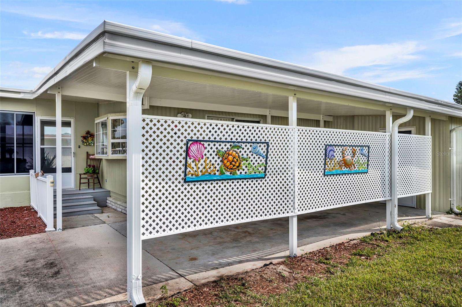 Image 22 of 26 For 173 Paradise N