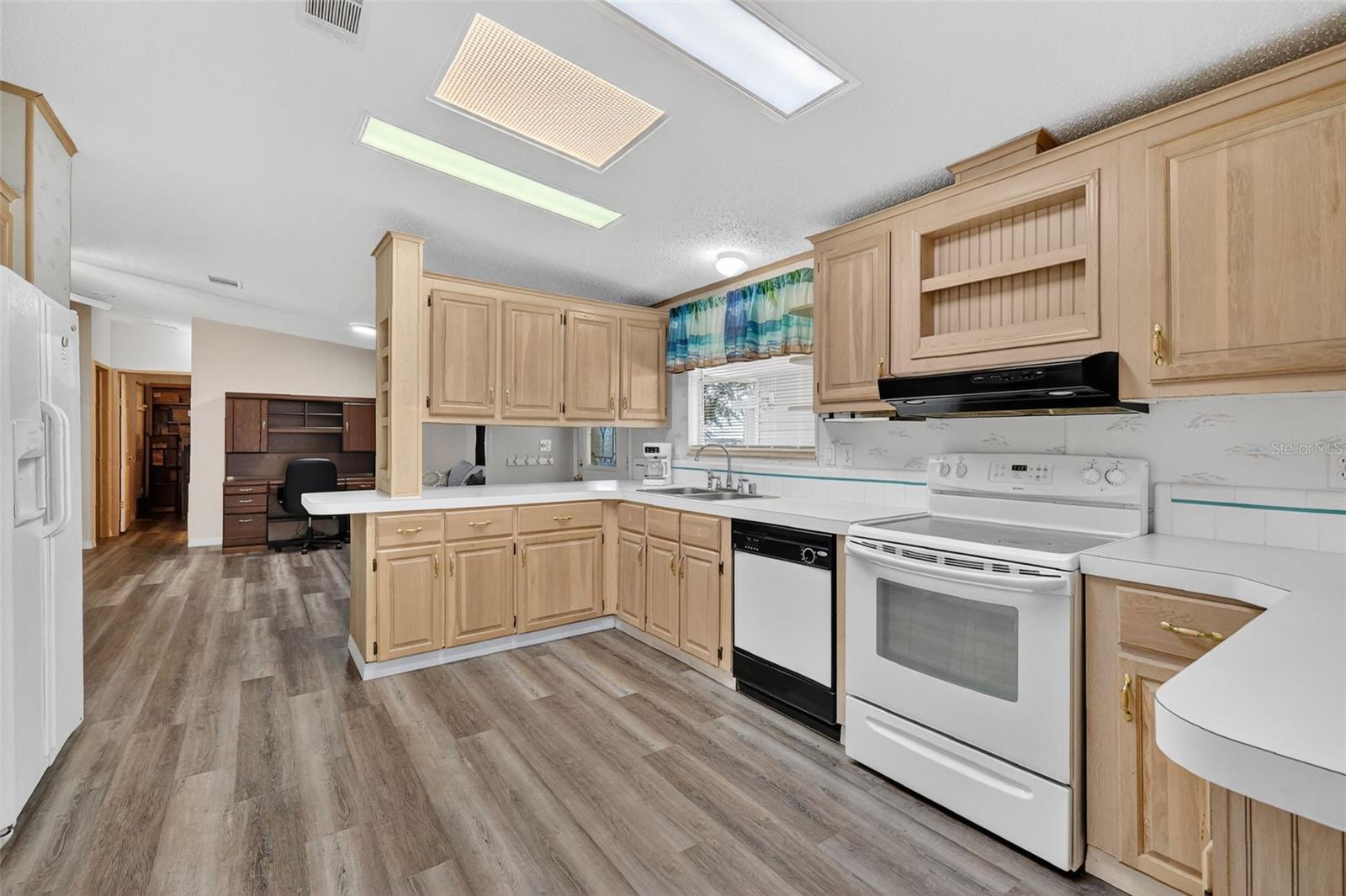 Image 11 of 34 For 3224 Manatee Road