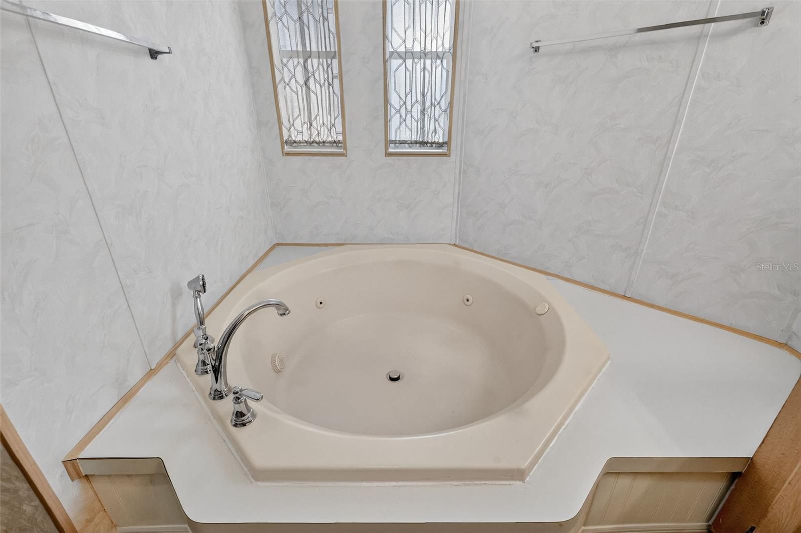 Image 20 of 34 For 3224 Manatee Road