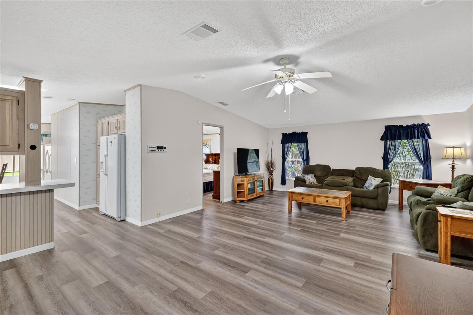 Image 6 of 34 For 3224 Manatee Road