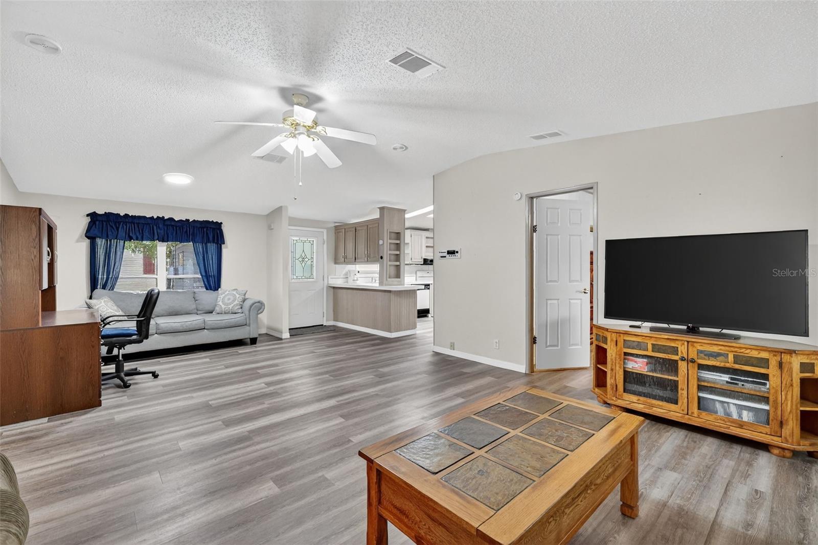 Image 8 of 34 For 3224 Manatee Road