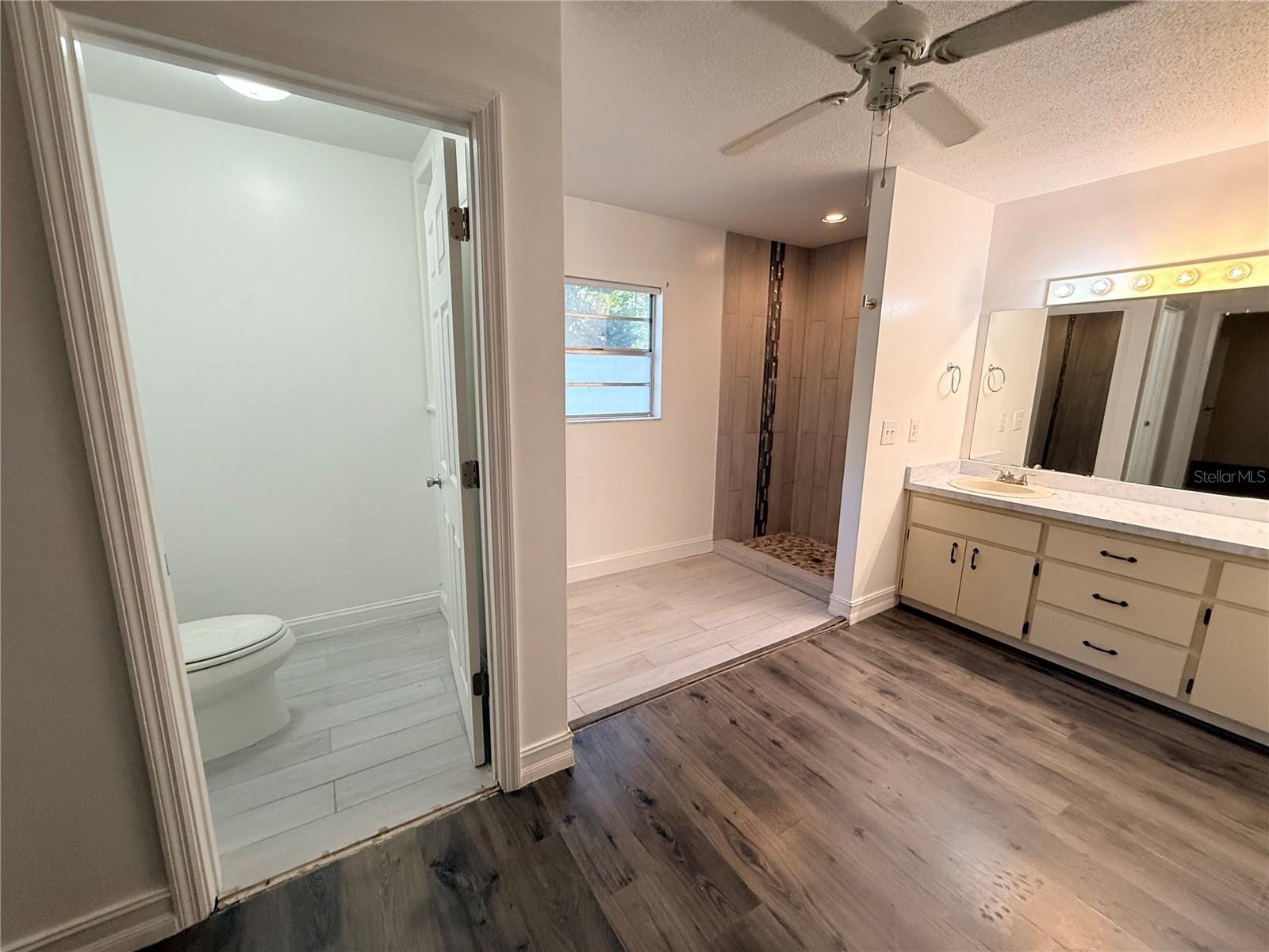 Image 29 of 44 For 708 Mission Drive