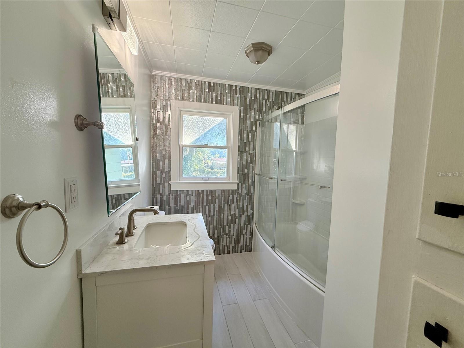 Image 30 of 44 For 708 Mission Drive