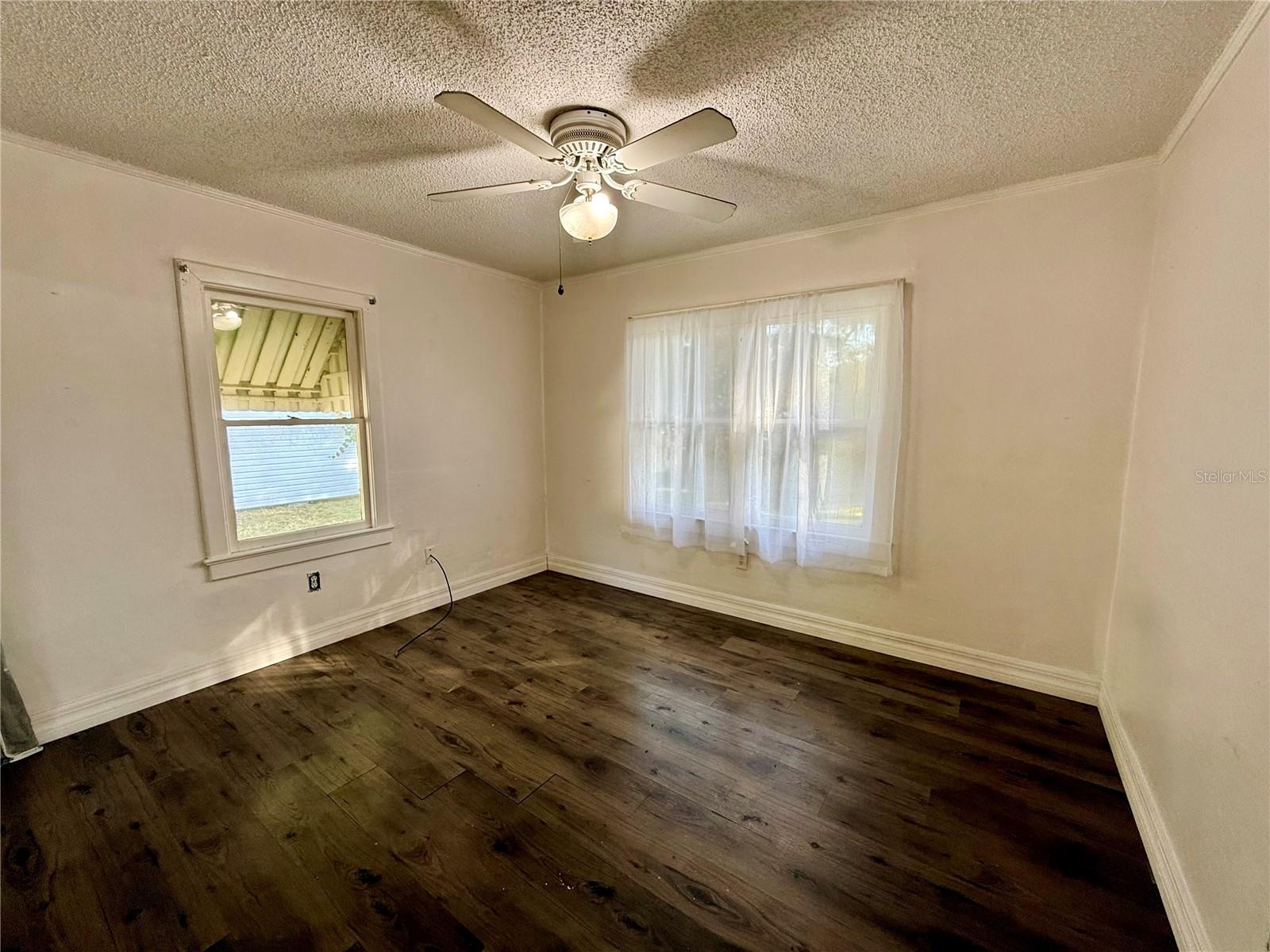 Image 36 of 44 For 708 Mission Drive