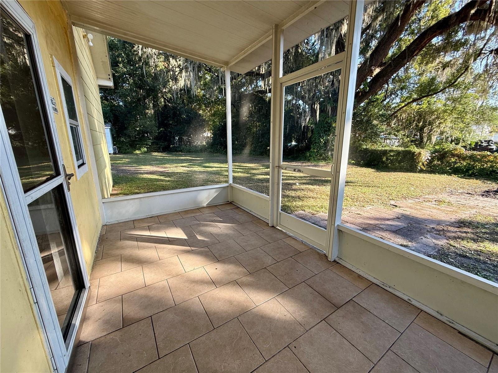 Image 43 of 44 For 708 Mission Drive