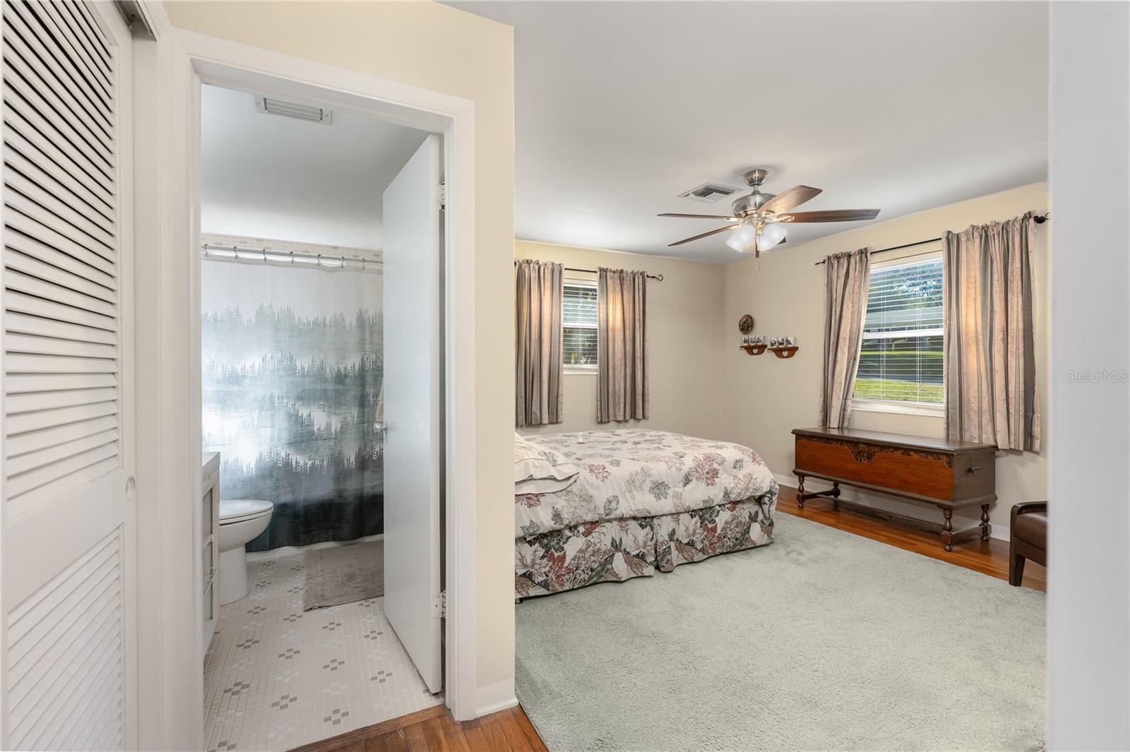 Image 20 of 43 For 1438 Crestview Dr