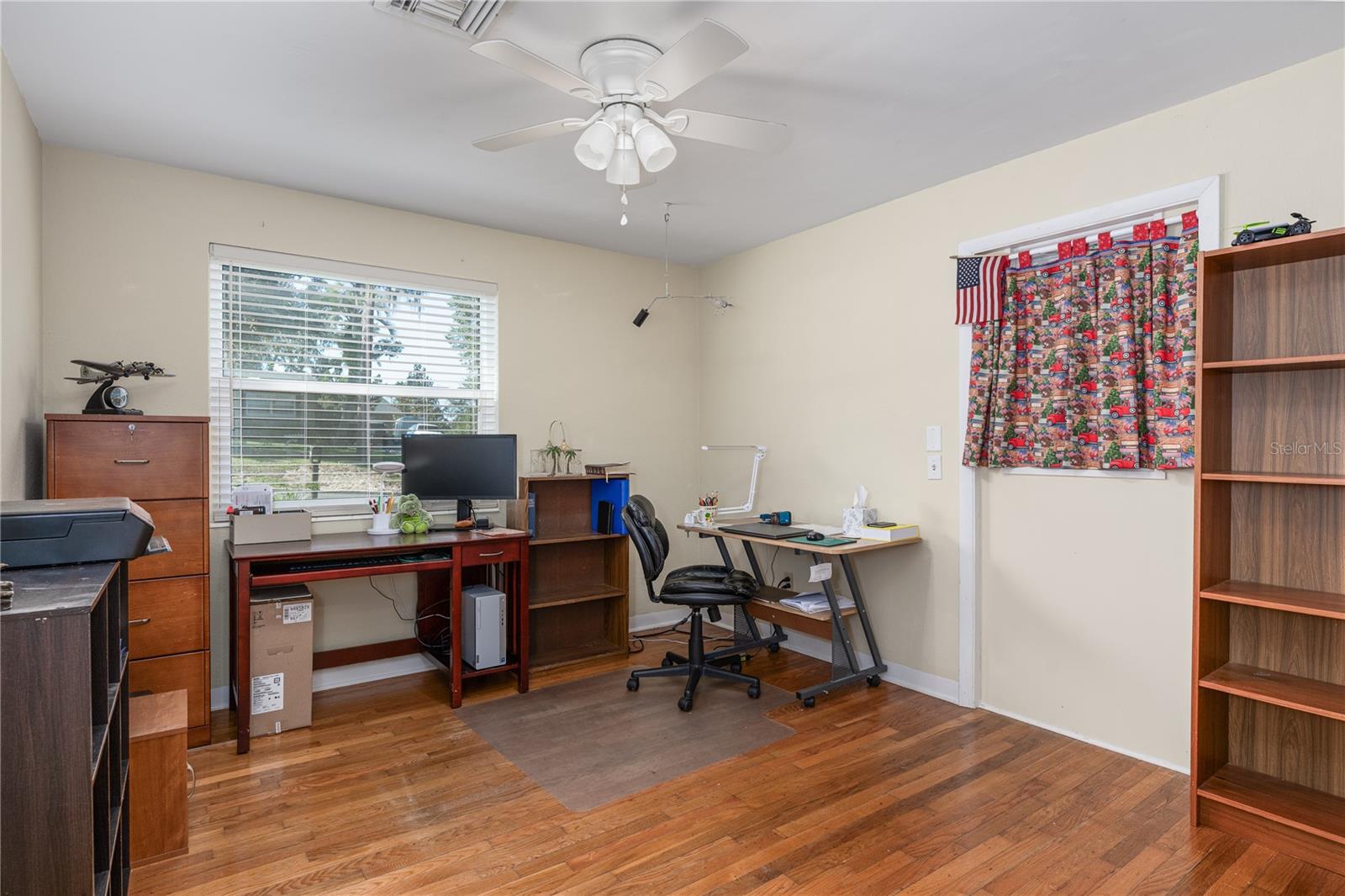 Image 24 of 43 For 1438 Crestview Dr