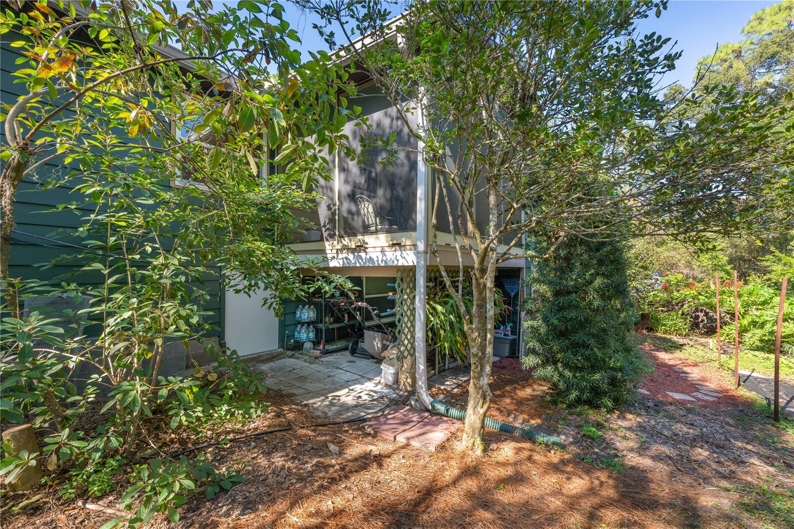 Image 36 of 43 For 1438 Crestview Dr