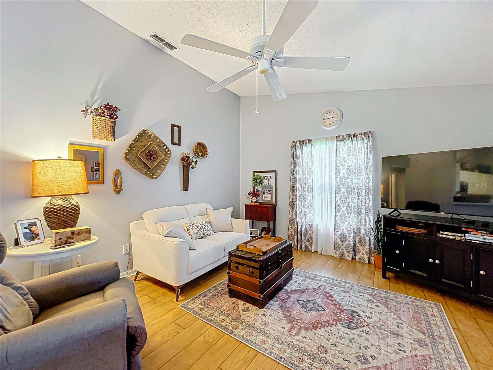 Image 26 of 60 For 26338 Glen Eagle