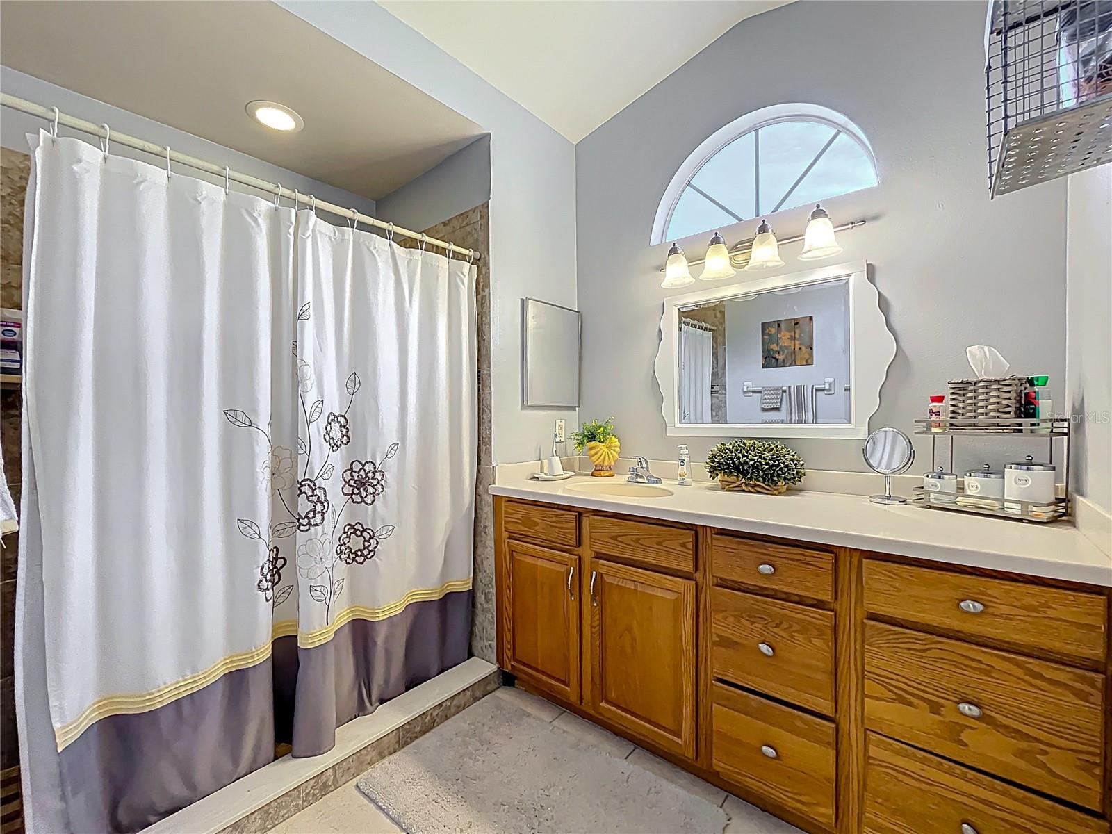 Image 41 of 60 For 26338 Glen Eagle