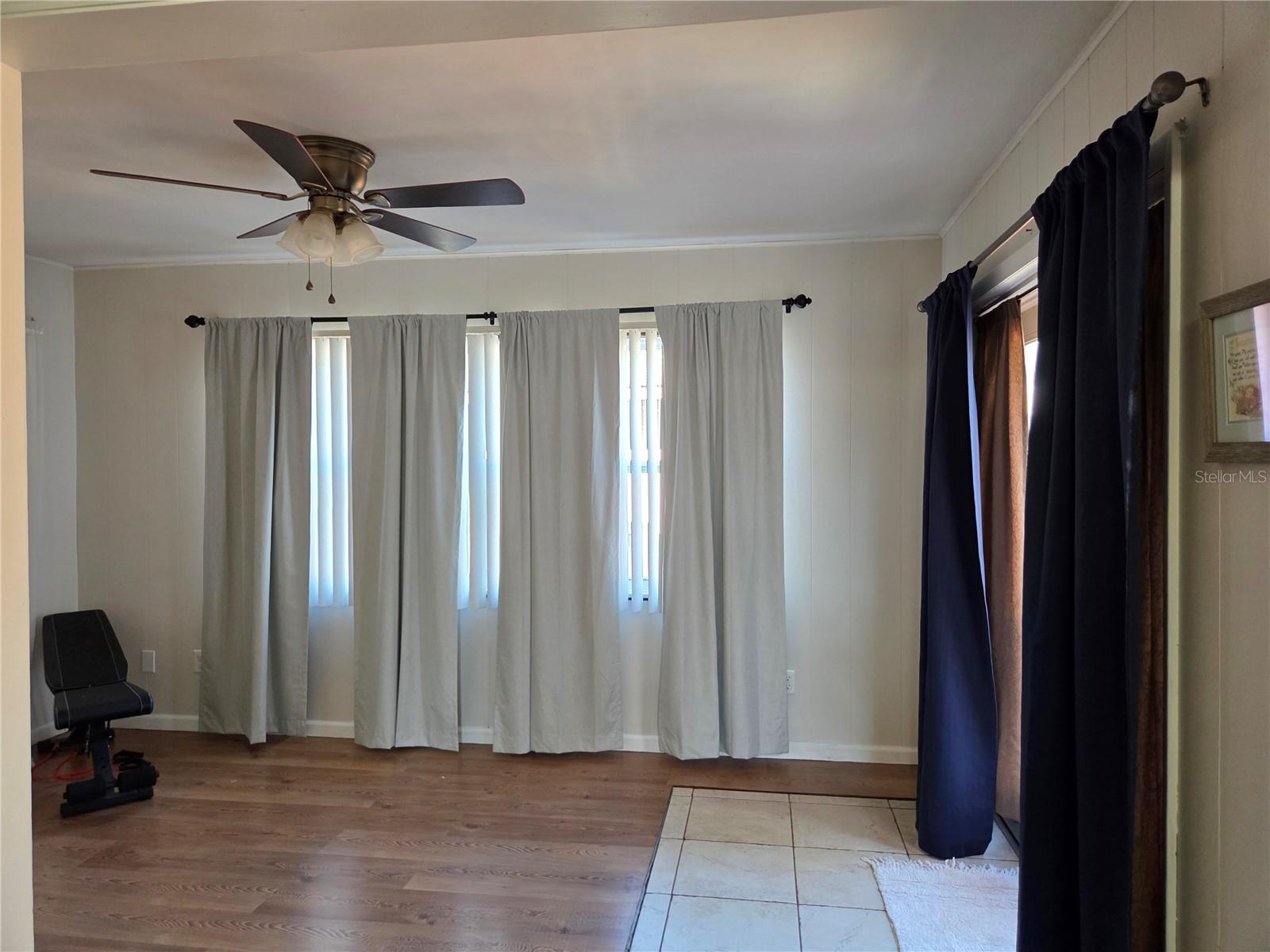 Image 18 of 48 For 3715 Dale Court