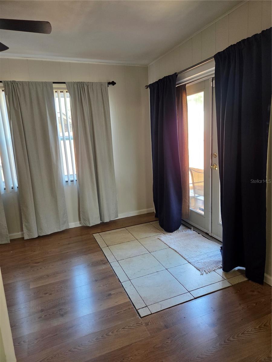 Image 19 of 48 For 3715 Dale Court