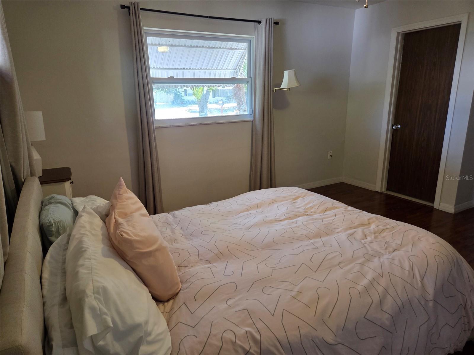 Image 24 of 48 For 3715 Dale Court