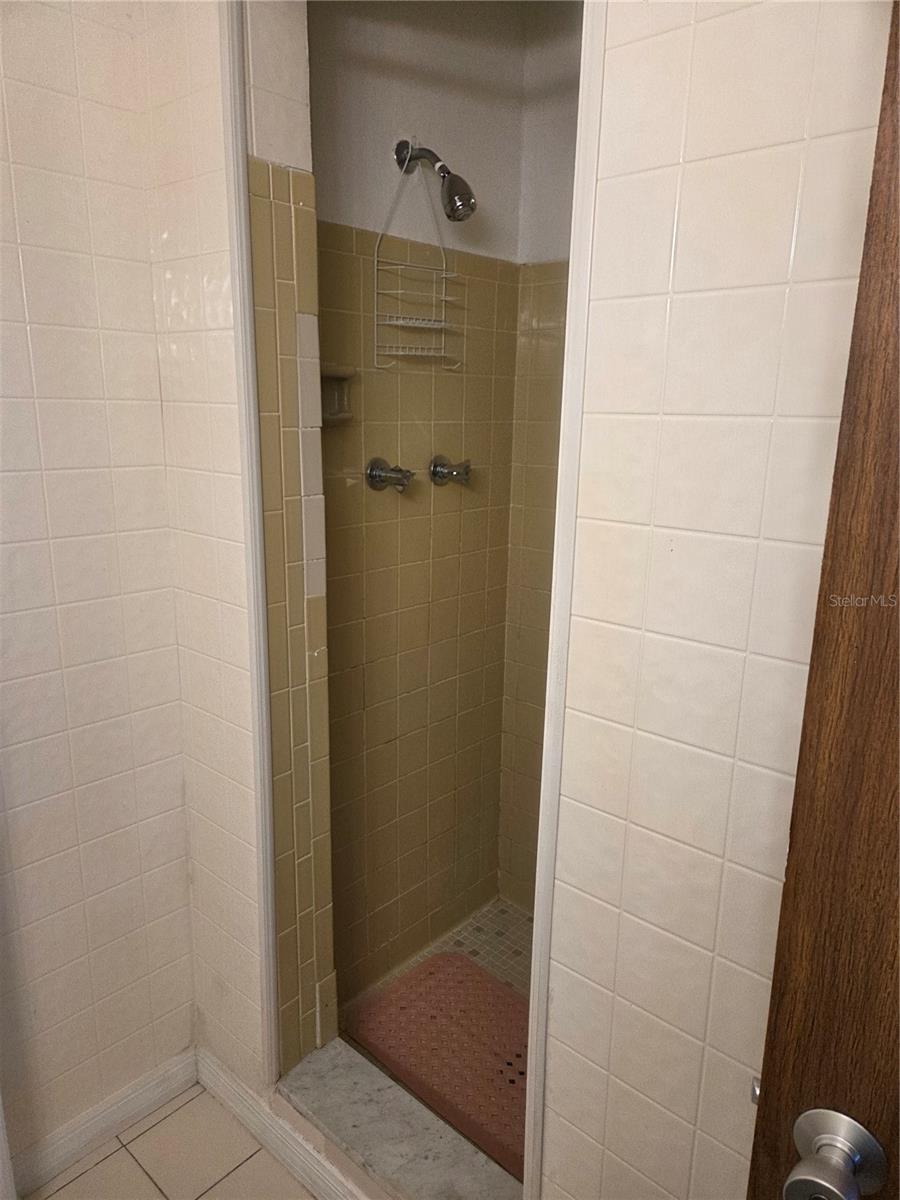 Image 34 of 48 For 3715 Dale Court