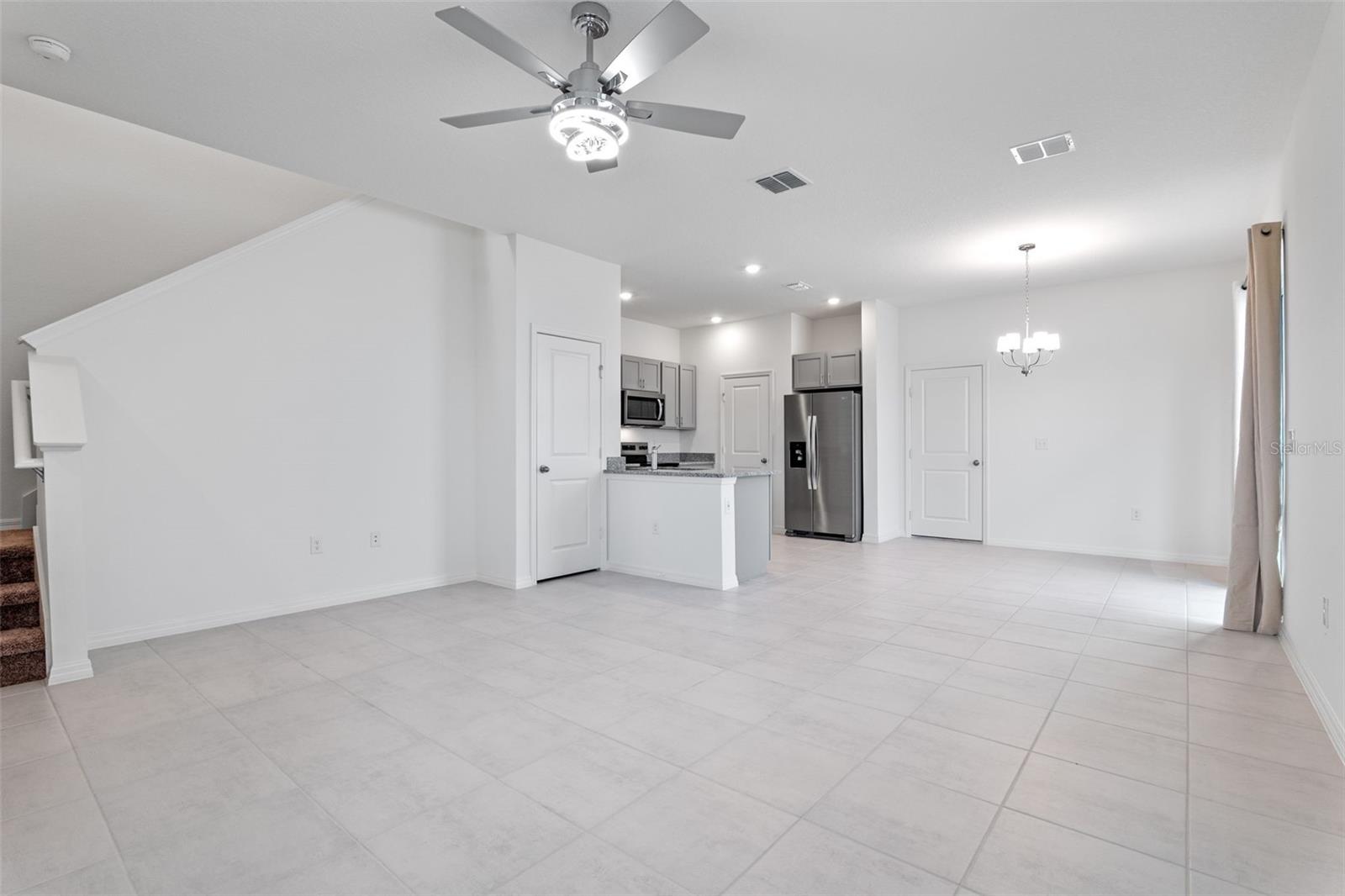 Image 4 of 20 For 7281 Big Cedar Alley