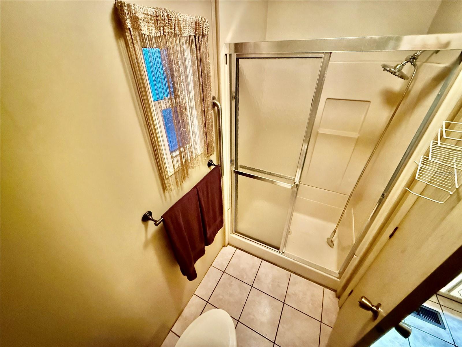 Image 15 of 42 For 2 Grove Trail