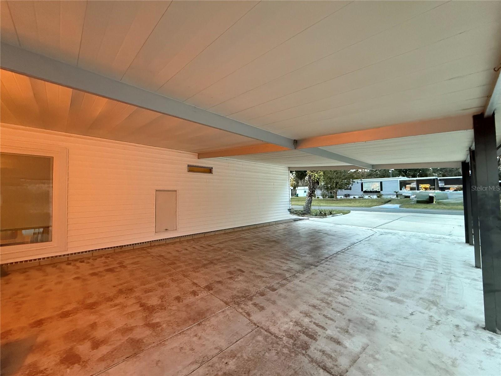 Image 24 of 42 For 2 Grove Trail