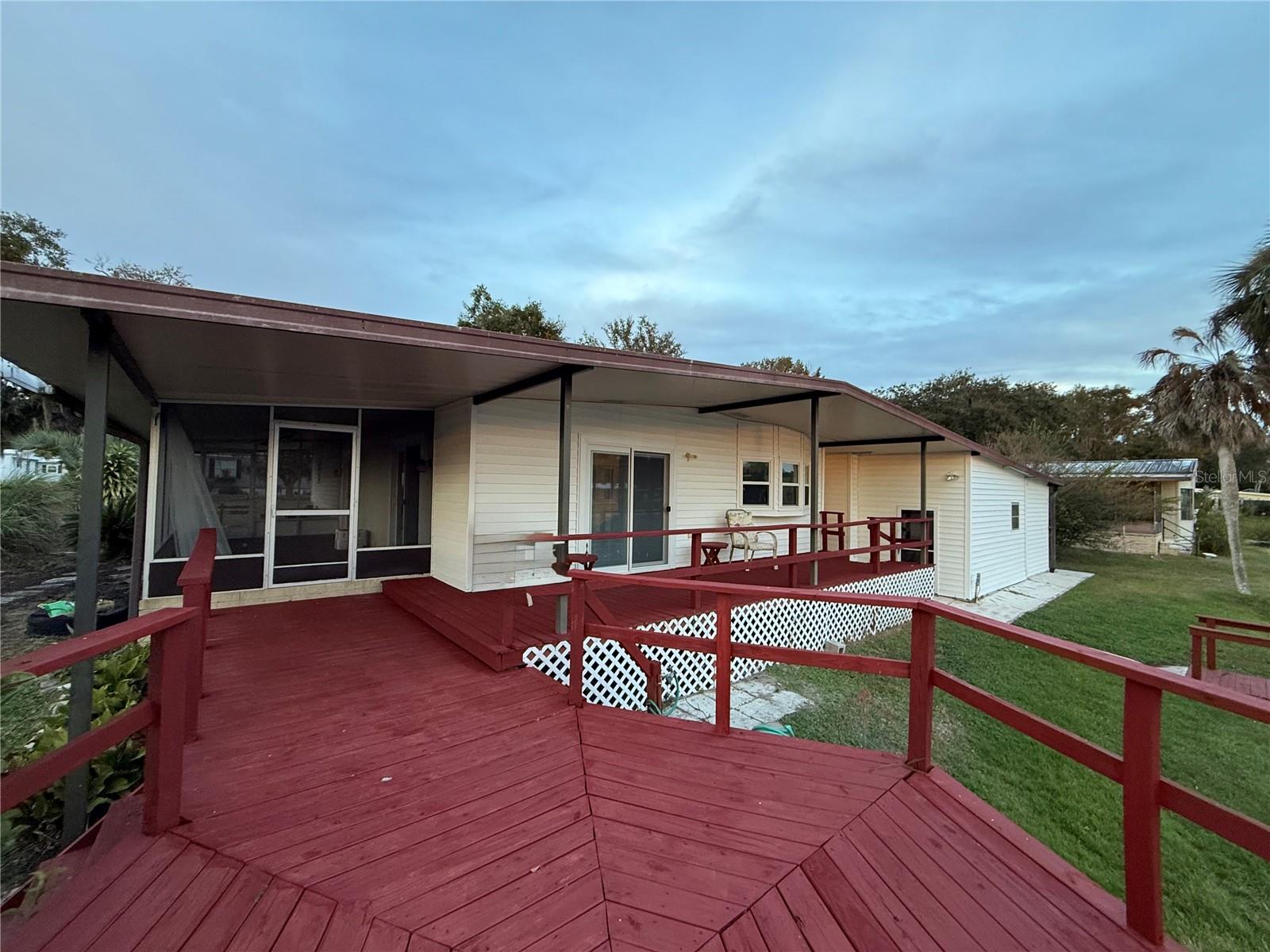 Image 26 of 42 For 2 Grove Trail